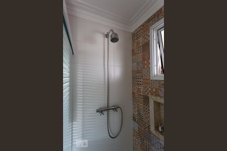 Apartamento para alugar com 70m², 3 quartos e 1 vaga Apartamento para alugar com 70m², 3 quartos e 1 vagaChuveiro da Suíte