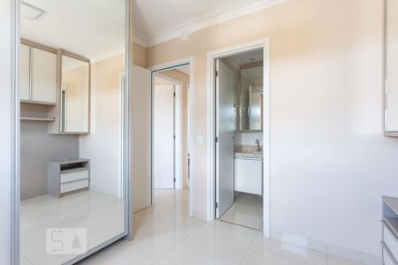 Suíte de apartamento para alugar com 3 quartos, 70m² em Jardim Paranapanema, Campinas