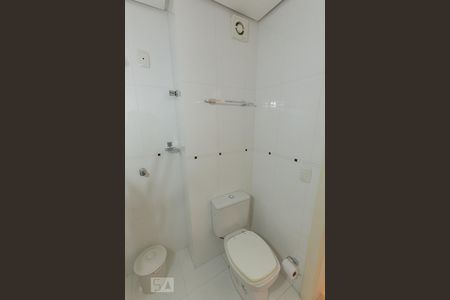Apartamento à venda com 63m², 2 quartos e 2 vagasBanheiro do Corredor