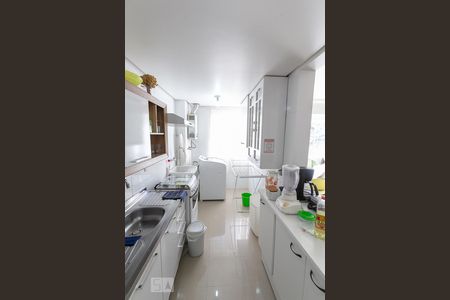 Apartamento à venda com 63m², 2 quartos e 2 vagasCozinha