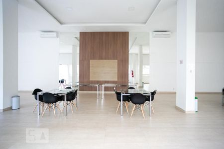 Apartamento para alugar com 44m², 2 quartos e 1 vagaÁrea comum - Salão de festas