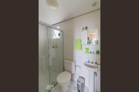 Banheiro de apartamento para alugar com 2 quartos, 62m² em Vila Rosália, Guarulhos