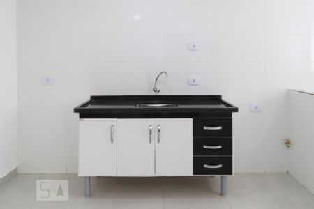 Cozinha de apartamento para alugar com 1 quarto, 35m² em Jardim Japão, São Paulo