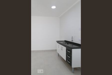 Cozinha de apartamento para alugar com 1 quarto, 35m² em Jardim Japão, São Paulo