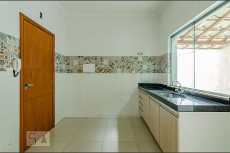Apartamento para alugar com 135m², 2 quartos e 2 vagas Apartamento para alugar com 135m², 2 quartos e 2 vagasCozinha
