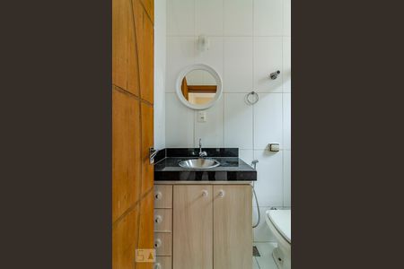 Banheiro da Suíte de apartamento para alugar com 2 quartos, 135m² em União, Belo Horizonte