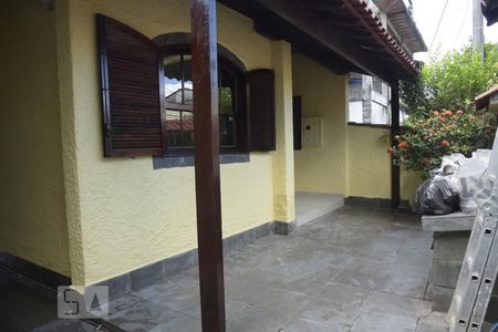 Casa de condomínio à venda com 112m², 2 quartos e 3 vagasVaranda da Sala