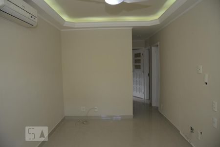 Sala de casa de condomínio à venda com 2 quartos, 112m² em Freguesia (jacarepaguá), Rio de Janeiro