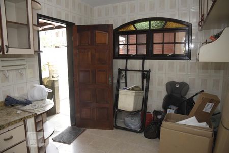 Casa de condomínio à venda com 112m², 2 quartos e 3 vagasCozinha