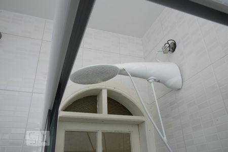 Casa de condomínio à venda com 112m², 2 quartos e 3 vagasBanheiro Social