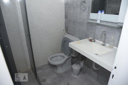 Casa de condomínio à venda com 112m², 2 quartos e 3 vagasBanheiro do Quarto 2 