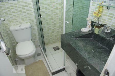 Casa de condomínio à venda com 112m², 2 quartos e 3 vagasBanheiro Social