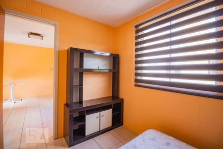 Quarto 1 de apartamento para alugar com 2 quartos, 40m² em Protásio Alves, Porto Alegre