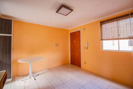 Sala  de apartamento para alugar com 2 quartos, 40m² em Protásio Alves, Porto Alegre