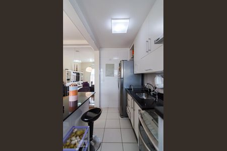 Apartamento para alugar com 60m², 2 quartos e 2 vagasCozinha