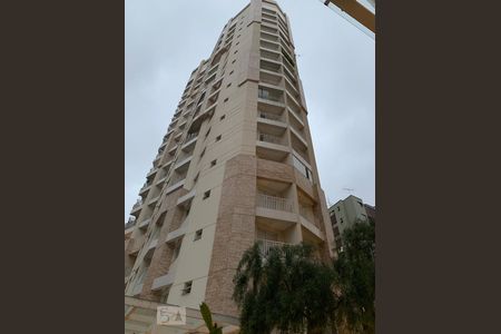 Apartamento para alugar com 60m², 2 quartos e 2 vagasFachada