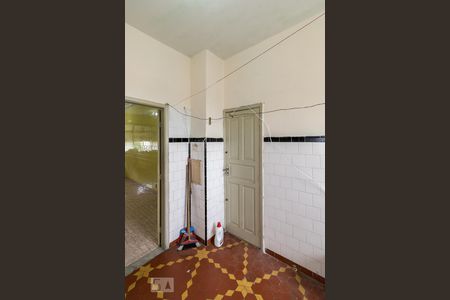 Apartamento à venda com 106m², 2 quartos e sem vaga Apartamento à venda com 106m², 2 quartos e sem vagaÁrea de Serviço - Entrada de serviço