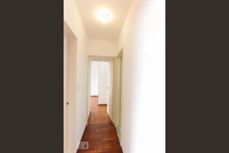 Corredor de apartamento para alugar com 3 quartos, 95m² em Jardim Paulista, São Paulo