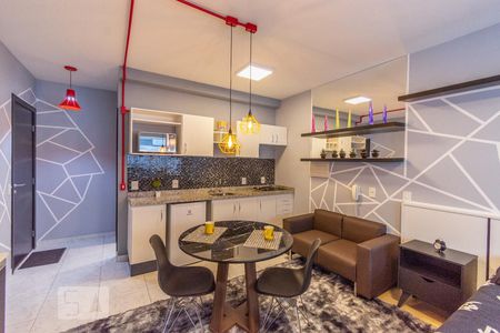 Studio de apartamento para alugar com 1 quarto, 34m² em Centro Cívico, Curitiba