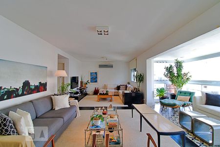 Sala de apartamento à venda com 4 quartos, 201m² em Jardim Fonte do Morumbi, São Paulo