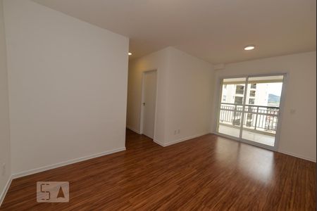 Sala de apartamento para alugar com 2 quartos, 68m² em Jardim Flor da Montanha, Guarulhos