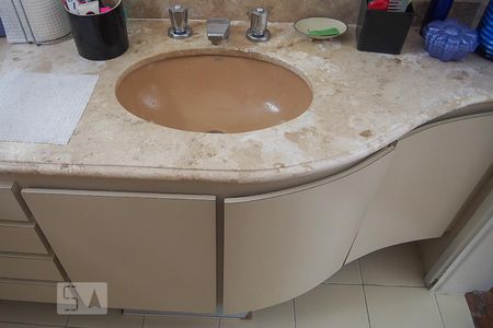 Apartamento à venda com 186m², 3 quartos e 1 vagaBanheiro 1