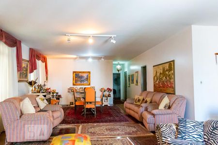 Sala de apartamento à venda com 3 quartos, 220m² em Paraíso, São Paulo