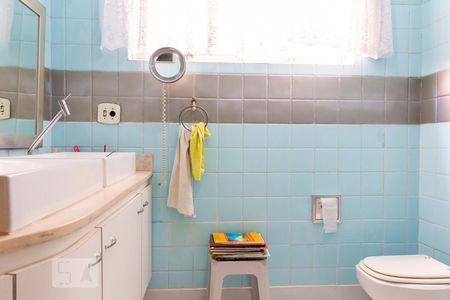 Apartamento à venda com 220m², 3 quartos e 2 vagasBanheiro Corredor