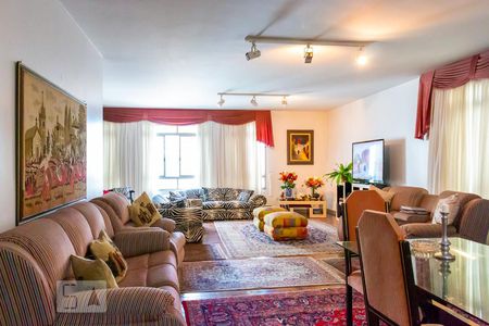 Sala de apartamento à venda com 3 quartos, 220m² em Paraíso, São Paulo