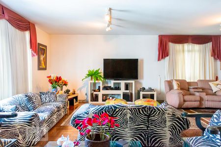 Sala de apartamento à venda com 3 quartos, 220m² em Paraíso, São Paulo