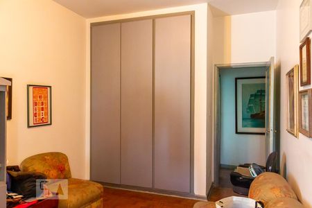 Apartamento à venda com 220m², 3 quartos e 2 vagasQuarto 1