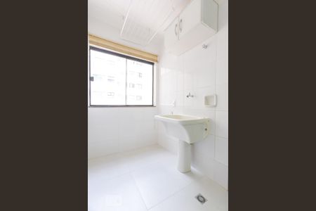 AREA DE SERVIÇO de apartamento para alugar com 2 quartos, 68m² em Asa Norte, Brasília