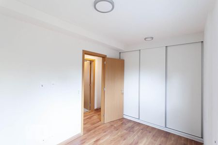 Apartamento para alugar com 68m², 2 quartos e 2 vagasSuíte 1 - armários