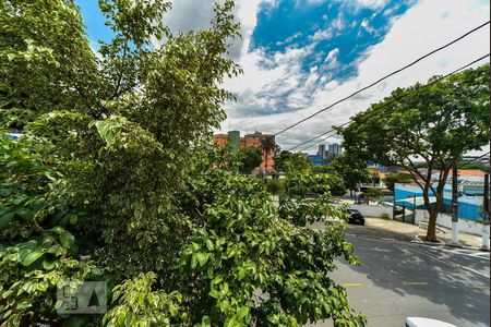 Casa à venda com 100m², 2 quartos e 1 vaga Casa à venda com 100m², 2 quartos e 1 vagaVista do Quintal - Área Comum