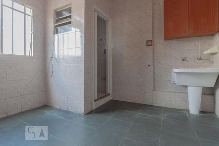 Área de serviço de casa para alugar com 2 quartos, 110m² em Sacomã, São Paulo