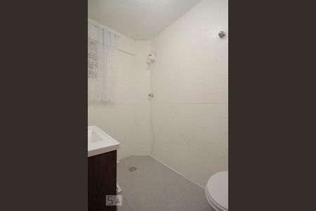 Banheiro de apartamento para alugar com 1 quarto, 50m² em Bela Vista, São Paulo