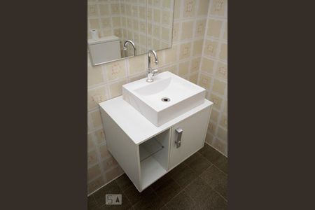 Banheiro de apartamento para alugar com 1 quarto, 60m² em Consolação, São Paulo