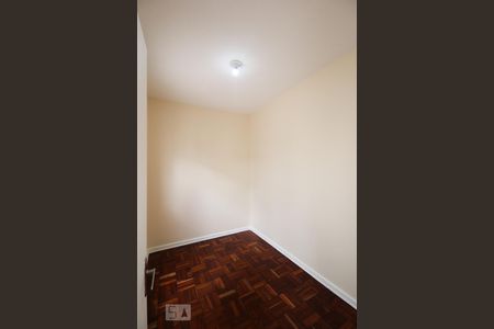 Apartamento para alugar com 100m², 2 quartos e sem vaga Apartamento para alugar com 100m², 2 quartos e sem vagaQuarto de Serviço