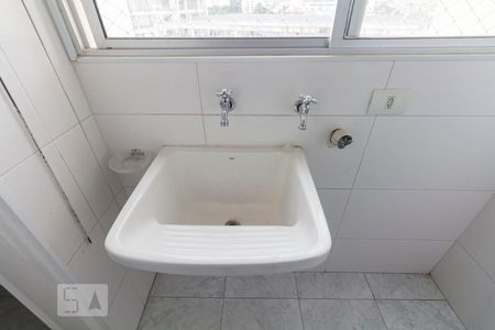 Apartamento para alugar com 77m², 2 quartos e 1 vagaÁrea de Serviço
