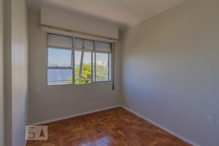 Quarto 1 de apartamento para alugar com 3 quartos, 125m² em Icaraí, Niterói