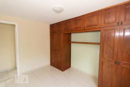 Apartamento à venda com 70m², 3 quartos e 1 vagaQuarto 2