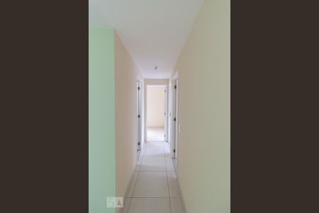 Corredor de apartamento à venda com 3 quartos, 70m² em Engenho Novo, Rio de Janeiro