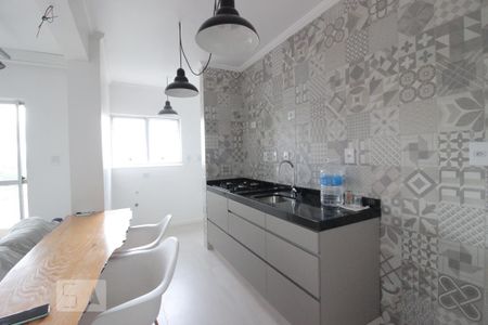 Cozinha de apartamento para alugar com 2 quartos, 58m² em Jardim Íris, São Paulo