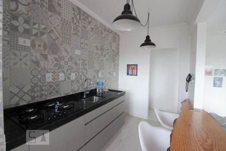 Cozinha de apartamento para alugar com 2 quartos, 58m² em Jardim Íris, São Paulo