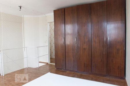 Quarto (Piso Superior) de apartamento para alugar com 1 quarto, 49m² em Setor Central, Goiânia
