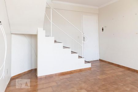 Sala (Piso Inferior) de apartamento para alugar com 1 quarto, 49m² em Setor Central, Goiânia