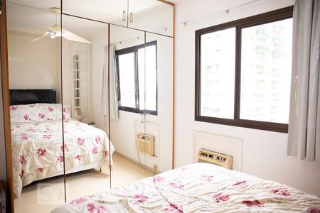 Suíte de apartamento à venda com 2 quartos, 70m² em Barra da Tijuca, Rio de Janeiro