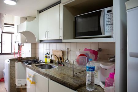 Apartamento para alugar com 70m², 2 quartos e 1 vagaCozinha