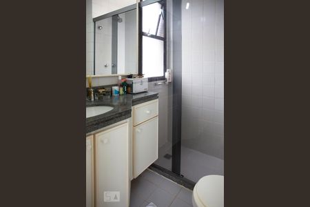 Apartamento para alugar com 70m², 2 quartos e 1 vagaBanheiro da Suíte