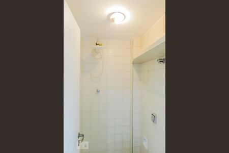 Apartamento à venda com 125m², 3 quartos e 2 vagas Apartamento à venda com 125m², 3 quartos e 2 vagasBanheiro de serviço